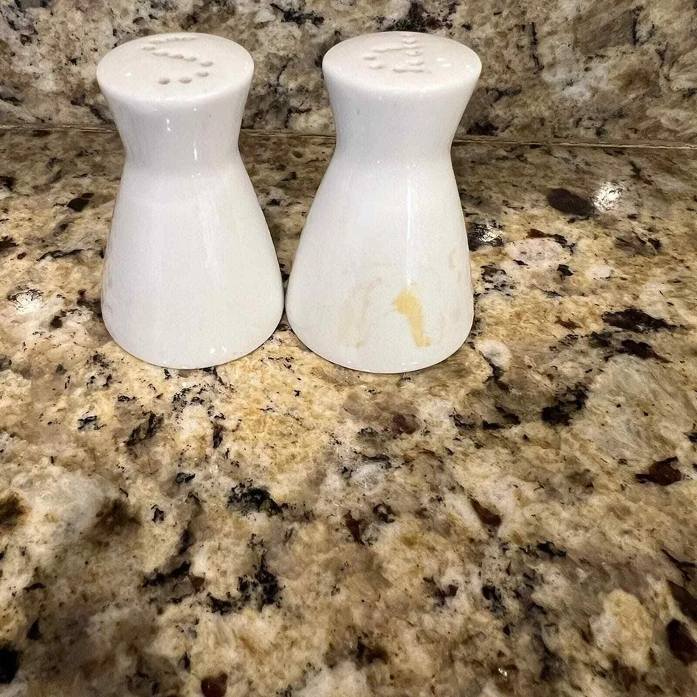 Rosenthal Germany Green Leaf Mid Century Modern Salt Pepper Shakers MCM